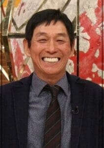 明石家さんまの年収は15億